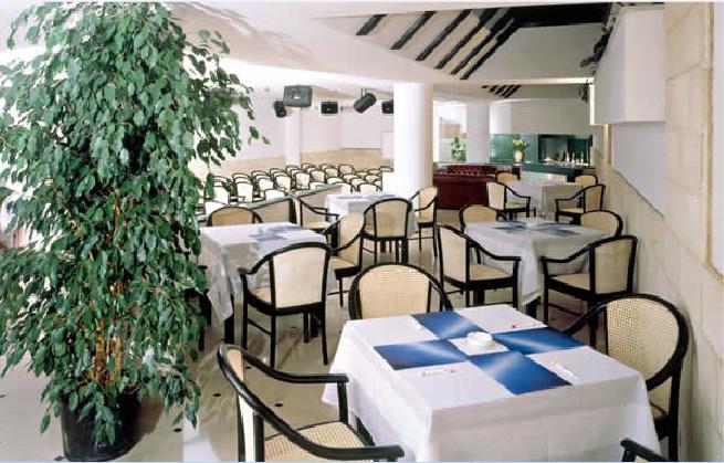 卡萝兹希普科斯酒店 托雷圣乔万尼乌 餐厅 照片
